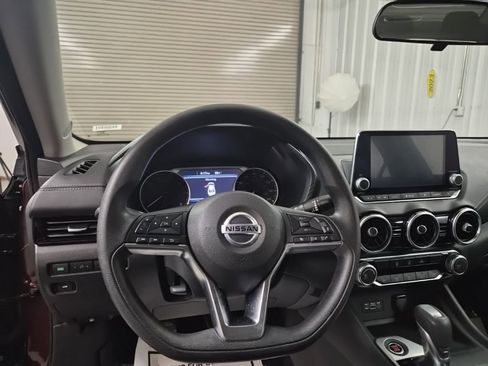 Used 2023 Nissan Sentra SV image 16