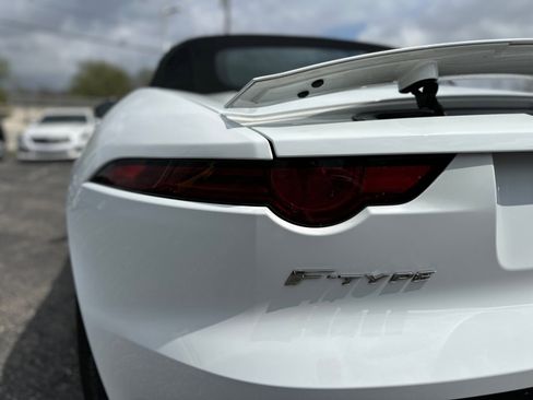 Used 2019 Jaguar F-TYPE Convertible image 9