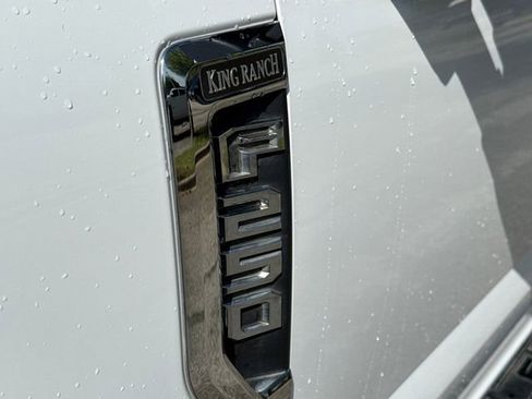 Used 2022 Ford F250 King Ranch w/ Chrome Package image 6