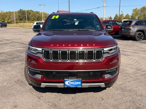 Used 2024 Jeep Wagoneer L Series II image 3