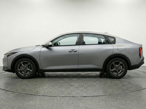 Used 2025 Kia K4 image 4