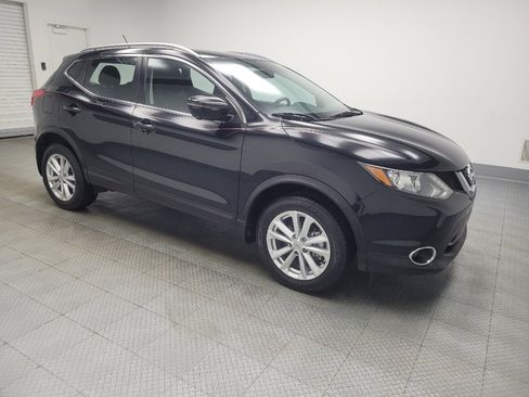 Used 2017 Nissan Rogue Sport SV w/ SV Premium Package image 11