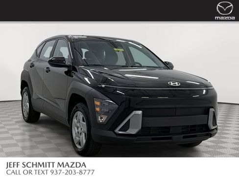 Used 2026 Hyundai Kona SE AWD/4WD image 1