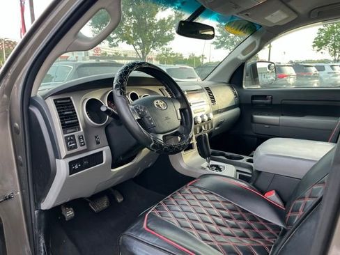 Used 2013 Toyota Tundra 2WD Double Cab w/ SR5 Pkg image 6