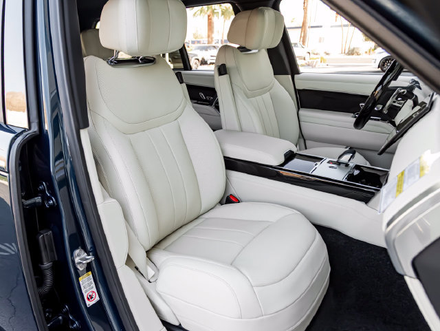 New 2026 Land Rover Range Rover Autobiography AWD/4WD image 41