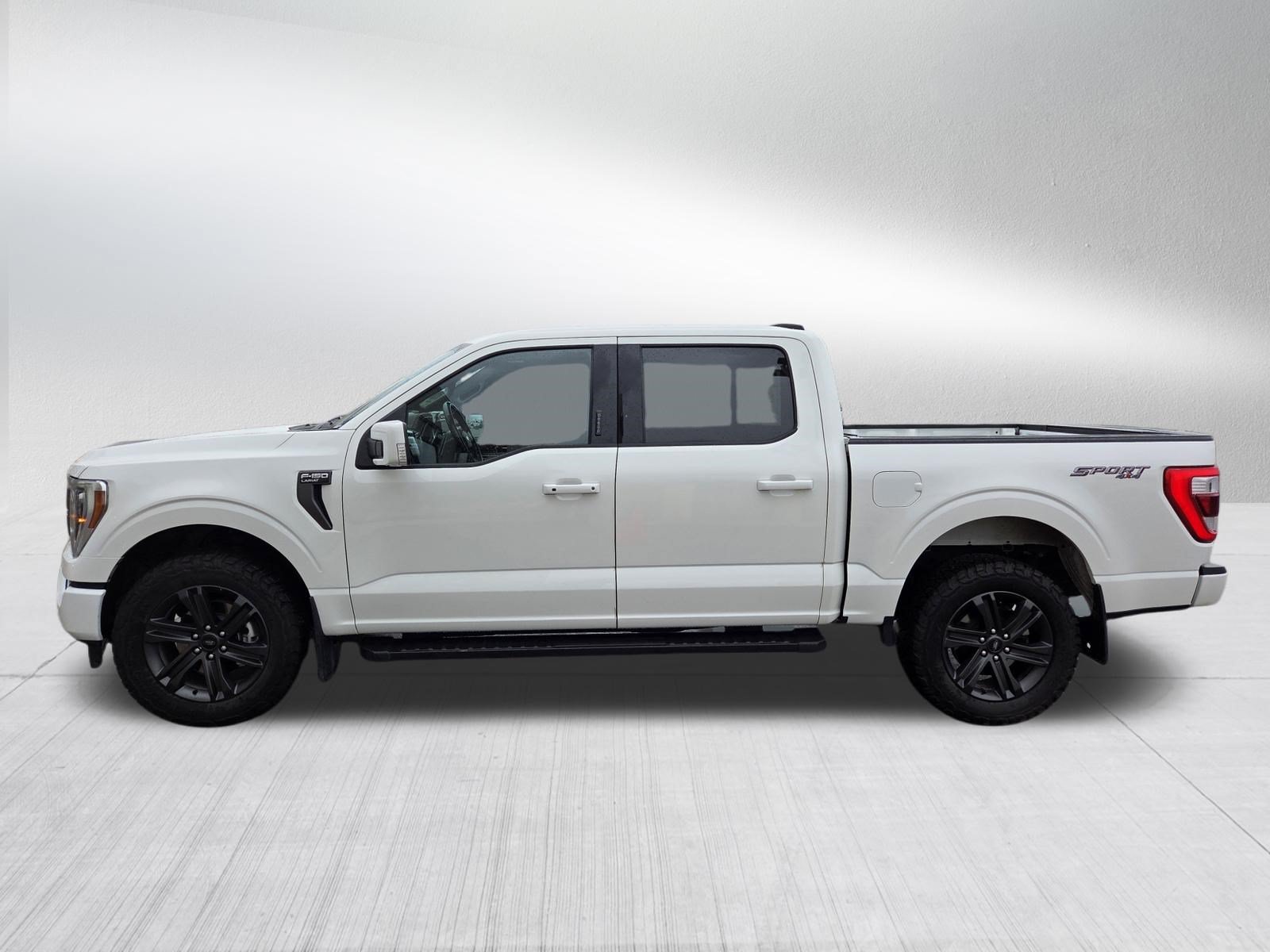 Used 2023 Ford F150 Lariat w/ Equipment Group 502A High AWD/4WD image 4