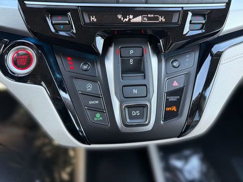New 2026 Honda Odyssey Touring image 22