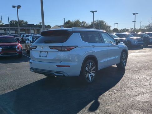 New 2026 Mitsubishi Outlander SEL FWD image 6