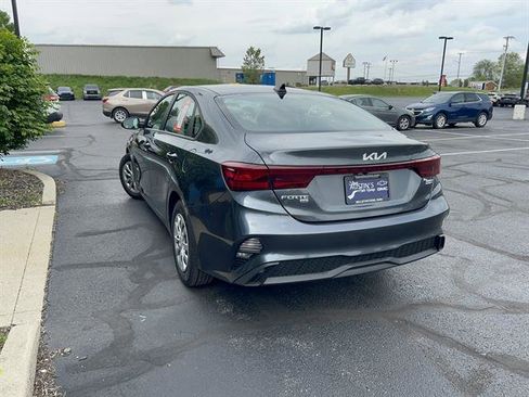 Used 2022 Kia Forte Sedan FWD image 5