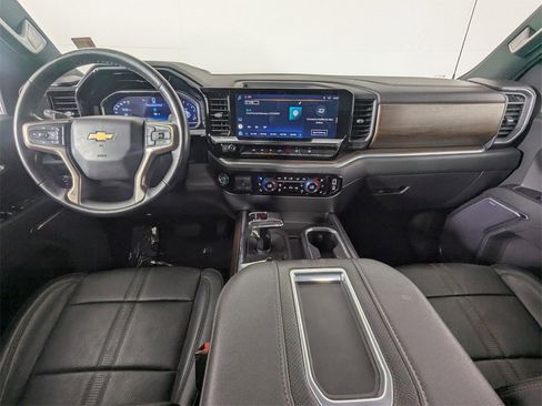 Used 2022 Chevrolet Silverado 1500 High Country image 15