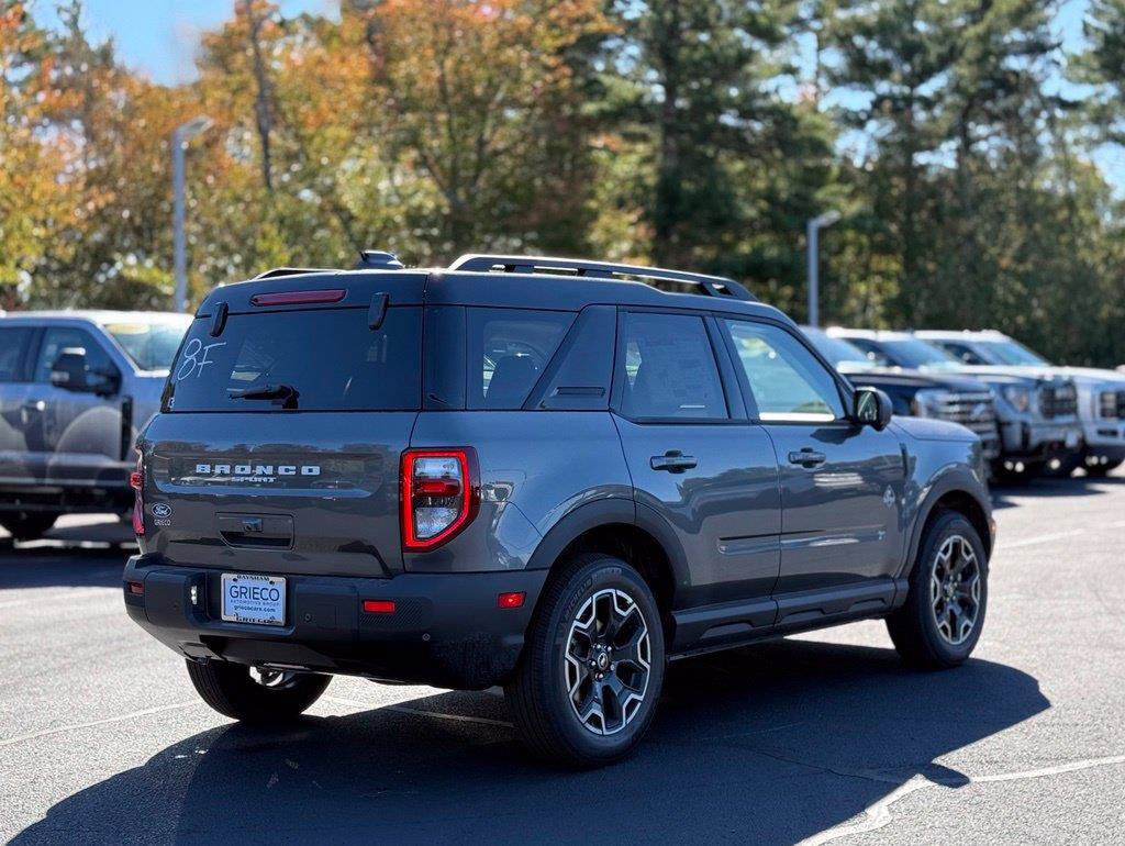 New 2026 Ford Bronco Sport Outer Banks w/ Outer Banks Tech Package+ AWD/4WD image 4