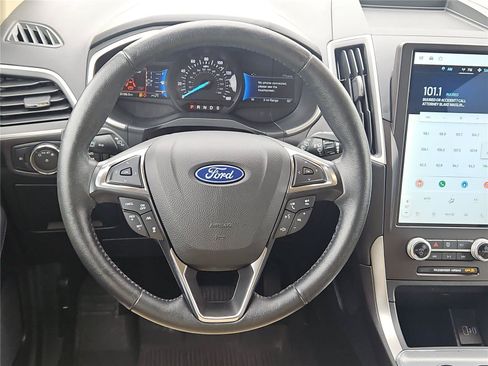 Used 2021 Ford Edge SEL w/ Convenience Package AWD/4WD image 13