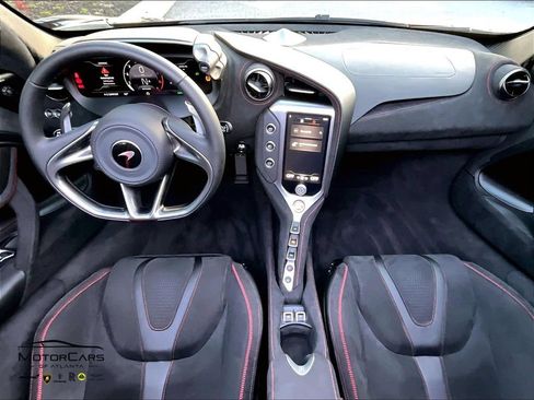 Used 2026 McLaren 750S Spider RWD image 14