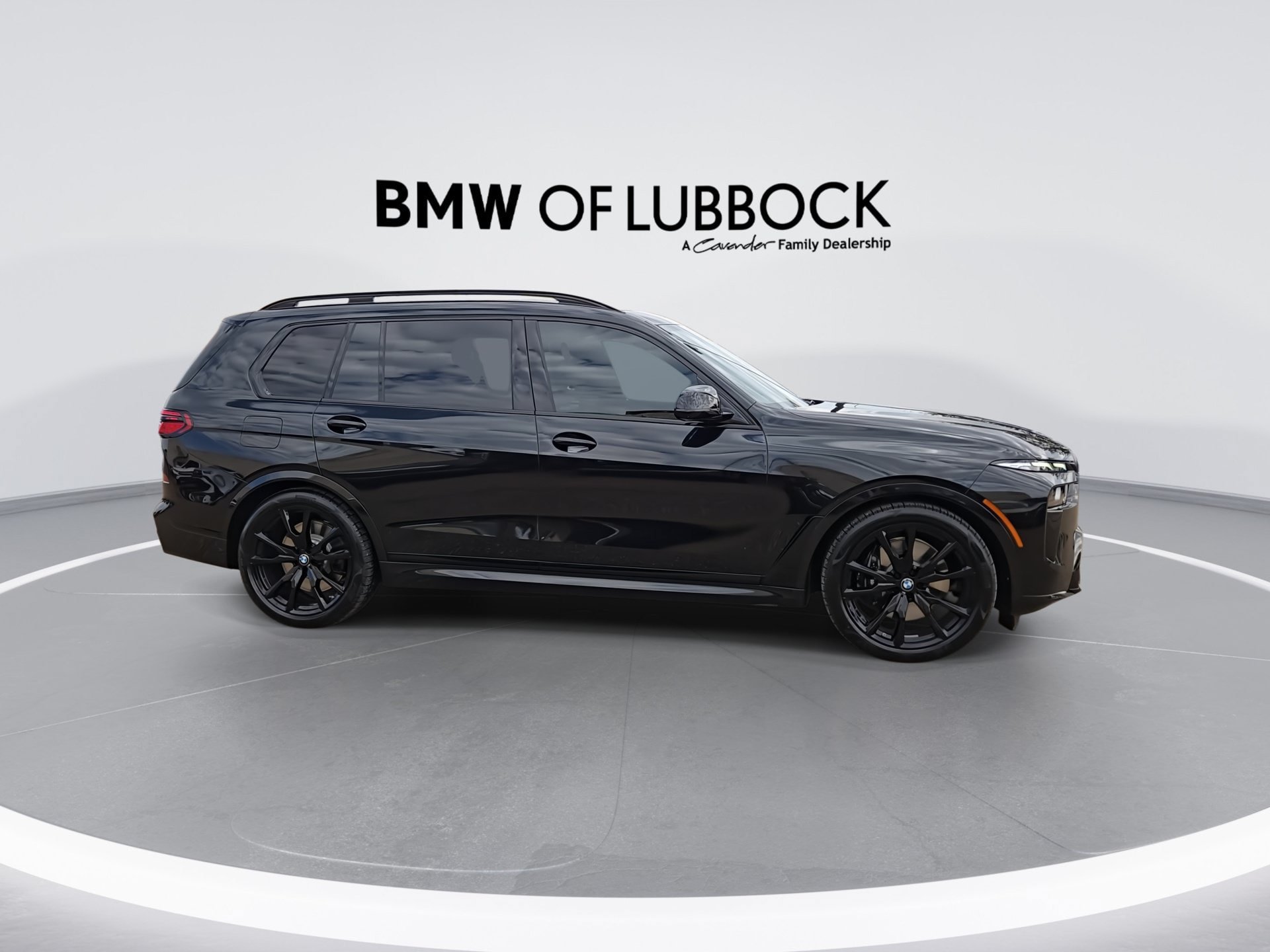 Used 2027 BMW X7 M60i w/ Executive Package AWD/4WD image 9