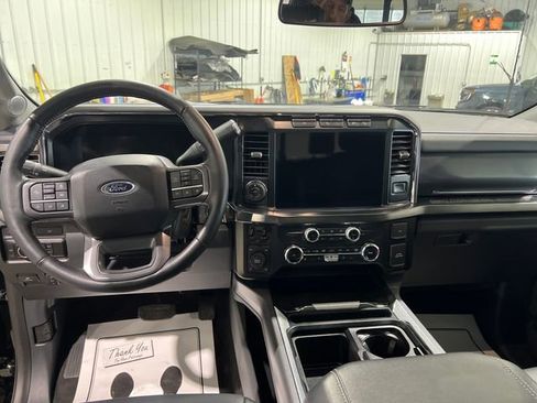 Used 2024 Ford F350 Lariat w/ Lariat Ultimate Package image 14
