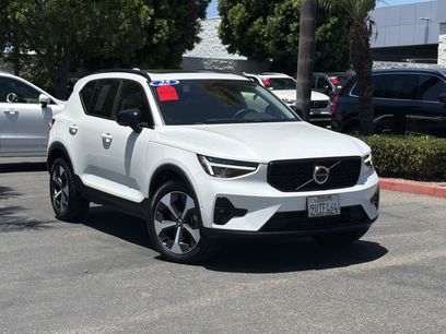 Certified 2025 Volvo XC40 B5 Plus