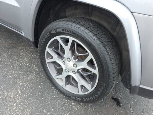 Used 2018 Jeep Grand Cherokee Limited AWD/4WD image 42