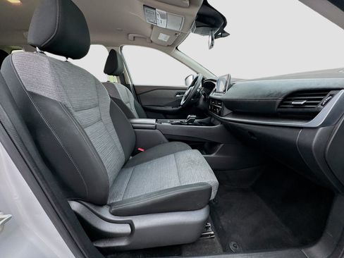 Used 2023 Nissan Rogue SV FWD image 19