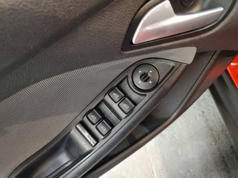 Used 2013 Ford Focus SE FWD image 13