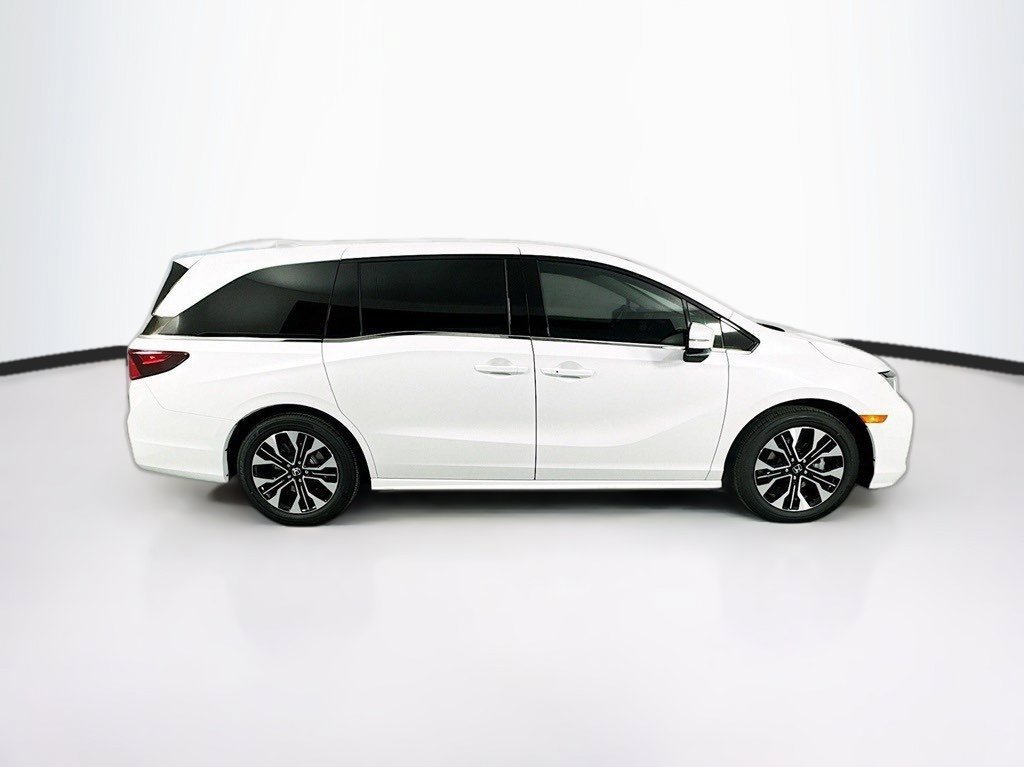 Certified 2026 Honda Odyssey Elite image 9