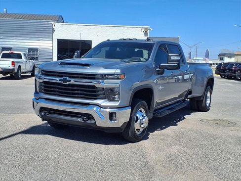 Used 2024 Chevrolet Silverado 3500 LT w/ Texas Edition image 25