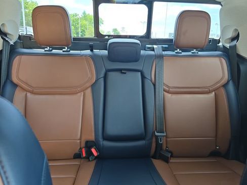 Used 2023 Ford Maverick Lariat w/ Lariat Luxury Package AWD/4WD image 15