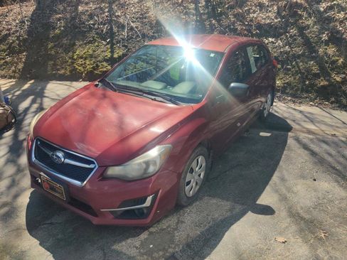 Used 2015 Subaru Impreza 2.0i image 2