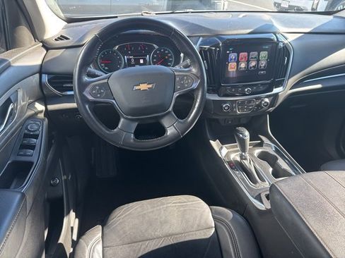 Used 2018 Chevrolet Traverse LT image 13