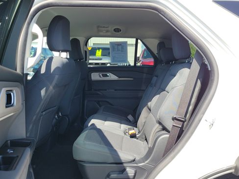 Certified 2025 Ford Explorer Active RWD image 13
