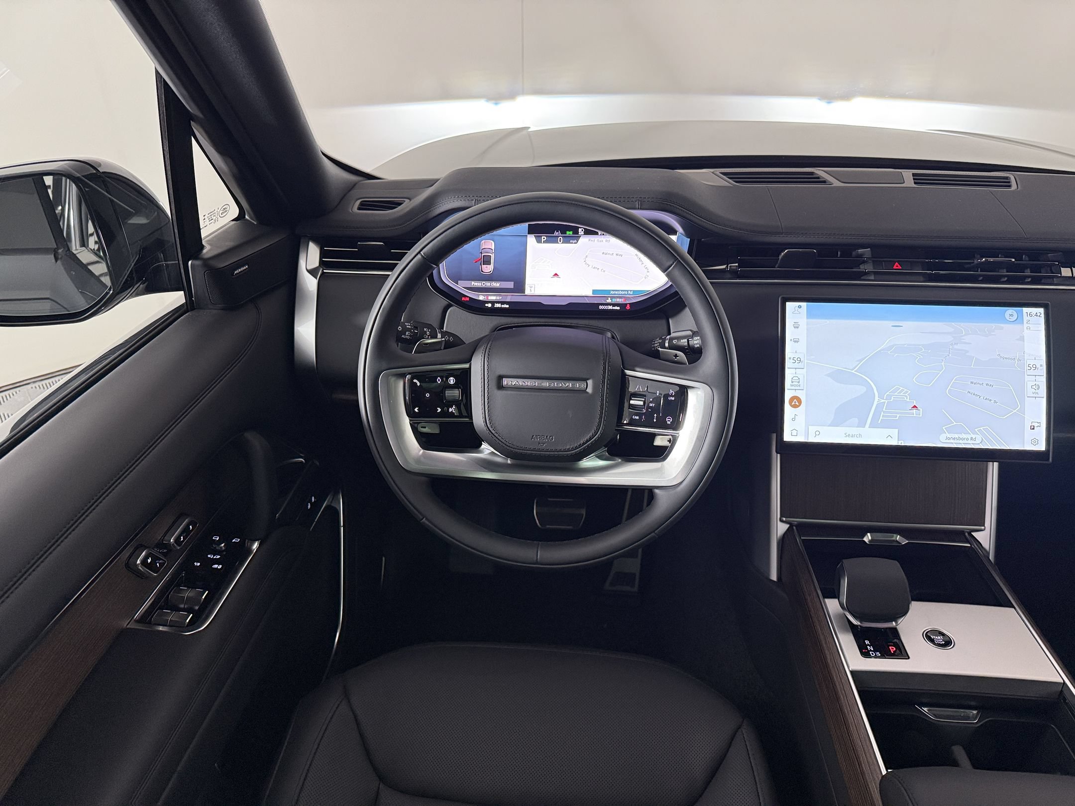 New 2026 Land Rover Range Rover SE AWD/4WD image 39