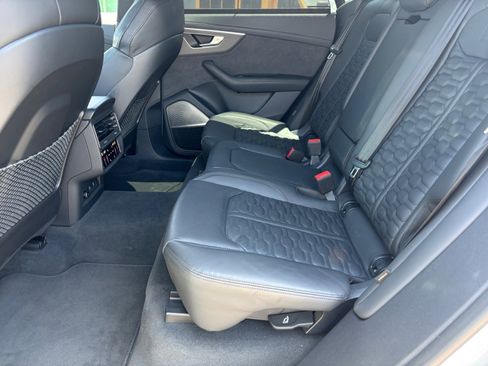 Used 2024 Audi RS Q8 w/ Black Optic Package image 17