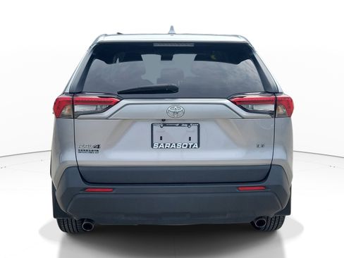 Used 2023 Toyota RAV4 LE FWD image 5
