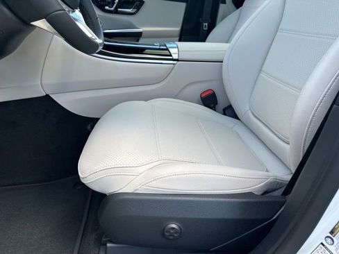 New 2026 Mercedes-Benz GLC 300 4MATIC image 33