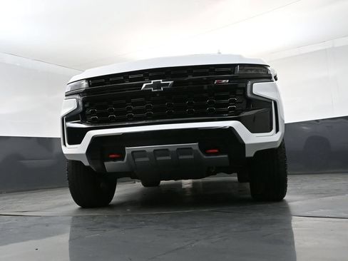 Used 2024 Chevrolet Tahoe Z71 w/ Luxury Package AWD/4WD image 19