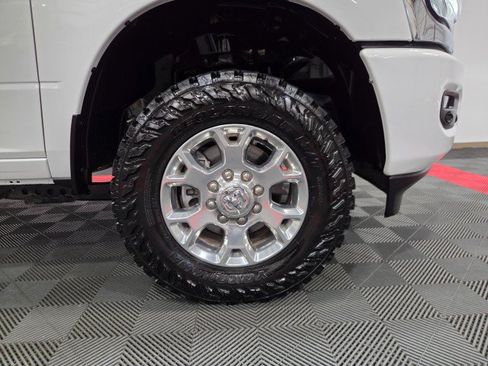 Used 2024 RAM 2500 Laramie AWD/4WD image 89