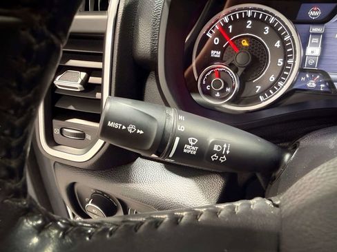 Used 2019 RAM 1500 Big Horn AWD/4WD image 33
