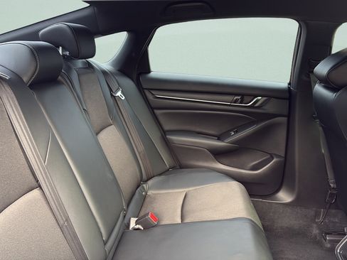 Used 2022 Honda Accord Sport image 17