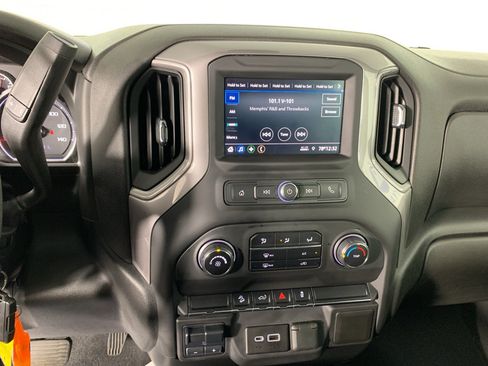 Used 2021 Chevrolet Silverado 1500 Custom Trail Boss w/ Safety Confidence Package AWD/4WD image 23