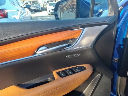 Certified 2023 Cadillac XT5 Premium Luxury image 13