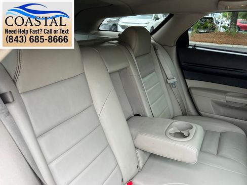 Used 2005 Dodge Magnum SE RWD image 21