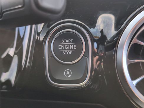 Used 2022 Mercedes-Benz GLA 35 AMG 4MATIC image 18