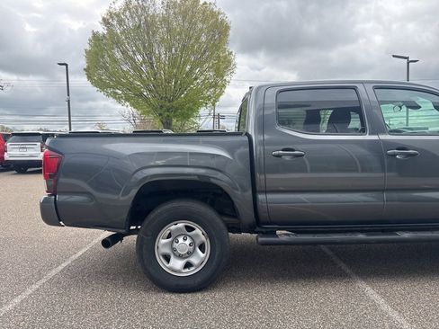 Used 2023 Toyota Tacoma SR AWD/4WD image 11