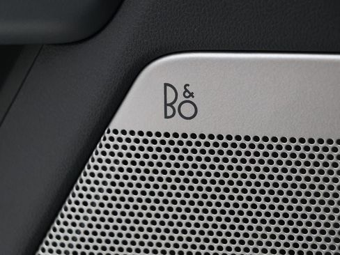 Used 2023 Ford F150 Lightning Lariat w/ Max Trailer Tow Package image 32