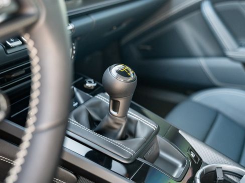 Used 2024 Porsche 911 GT3 RWD image 20