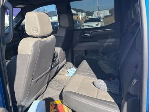 Used 2022 Chevrolet Silverado 1500 ZR2 w/ Technology Package image 25