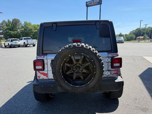 Used 2020 Jeep Wrangler Unlimited Sport S AWD/4WD image 7