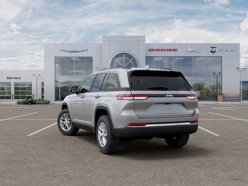 New 2026 Jeep Grand Cherokee Laredo X RWD image 6