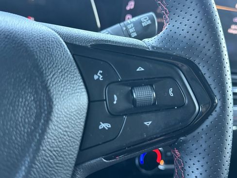 Used 2024 Chevrolet TrailBlazer RS w/ Driver Confidence Package image 17