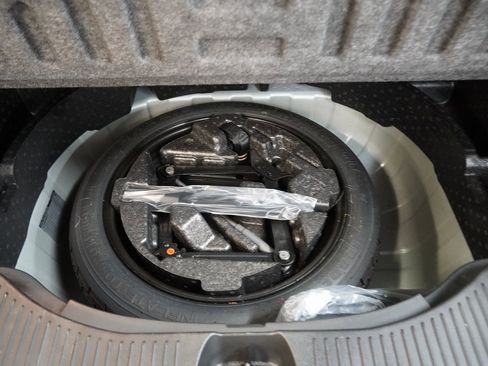 Used 2021 Chevrolet Trax LS image 10