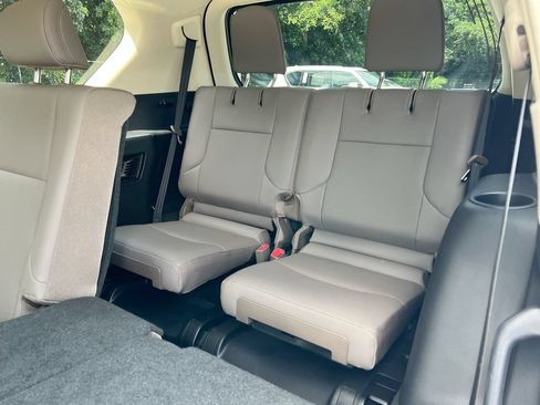 Certified 2023 Lexus GX 460 Premium w/ Premium Package AWD/4WD image 22